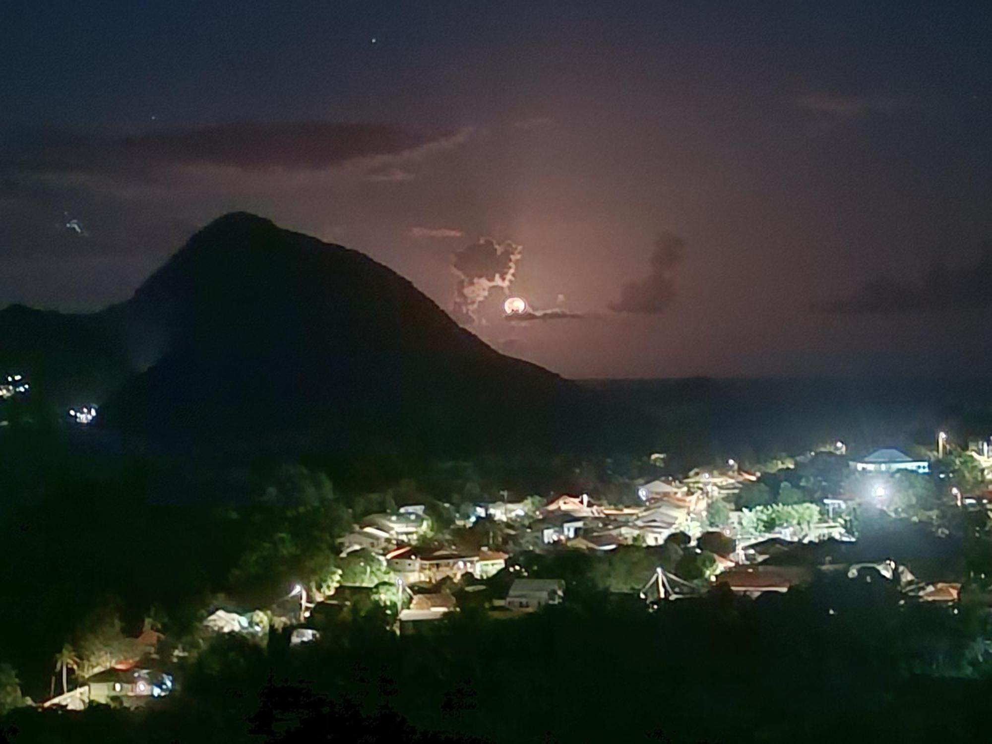 Вілла Ti Kaz Anoli Vue Epoustouflante Sur La Baie Terre-de-Bas Екстер'єр фото